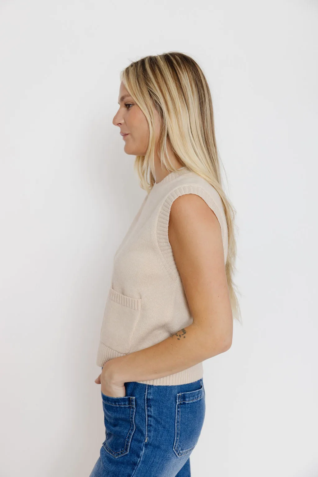 Bradley Sweater Vest in Beige