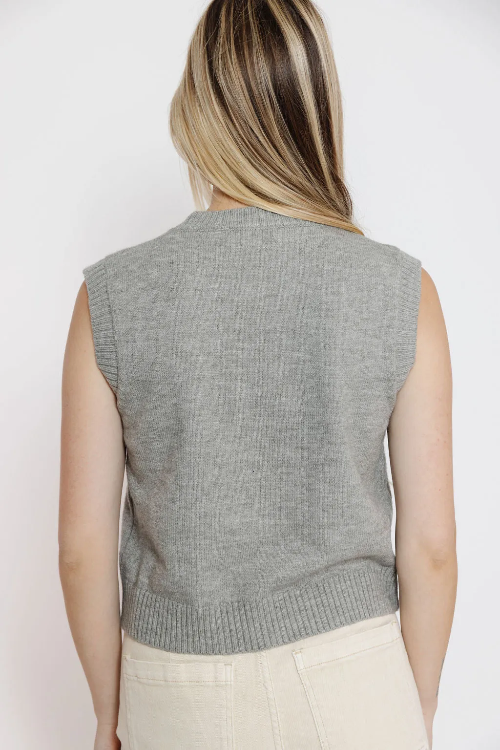 Bradley Sweater Vest in Grey
