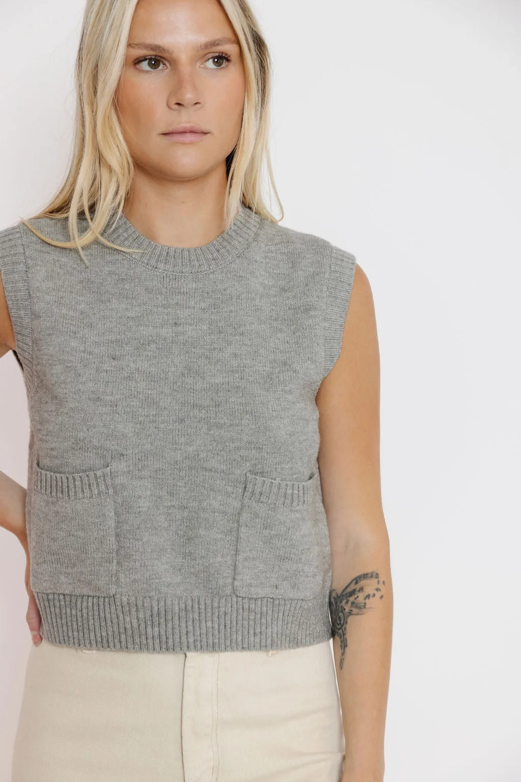 Bradley Sweater Vest in Grey