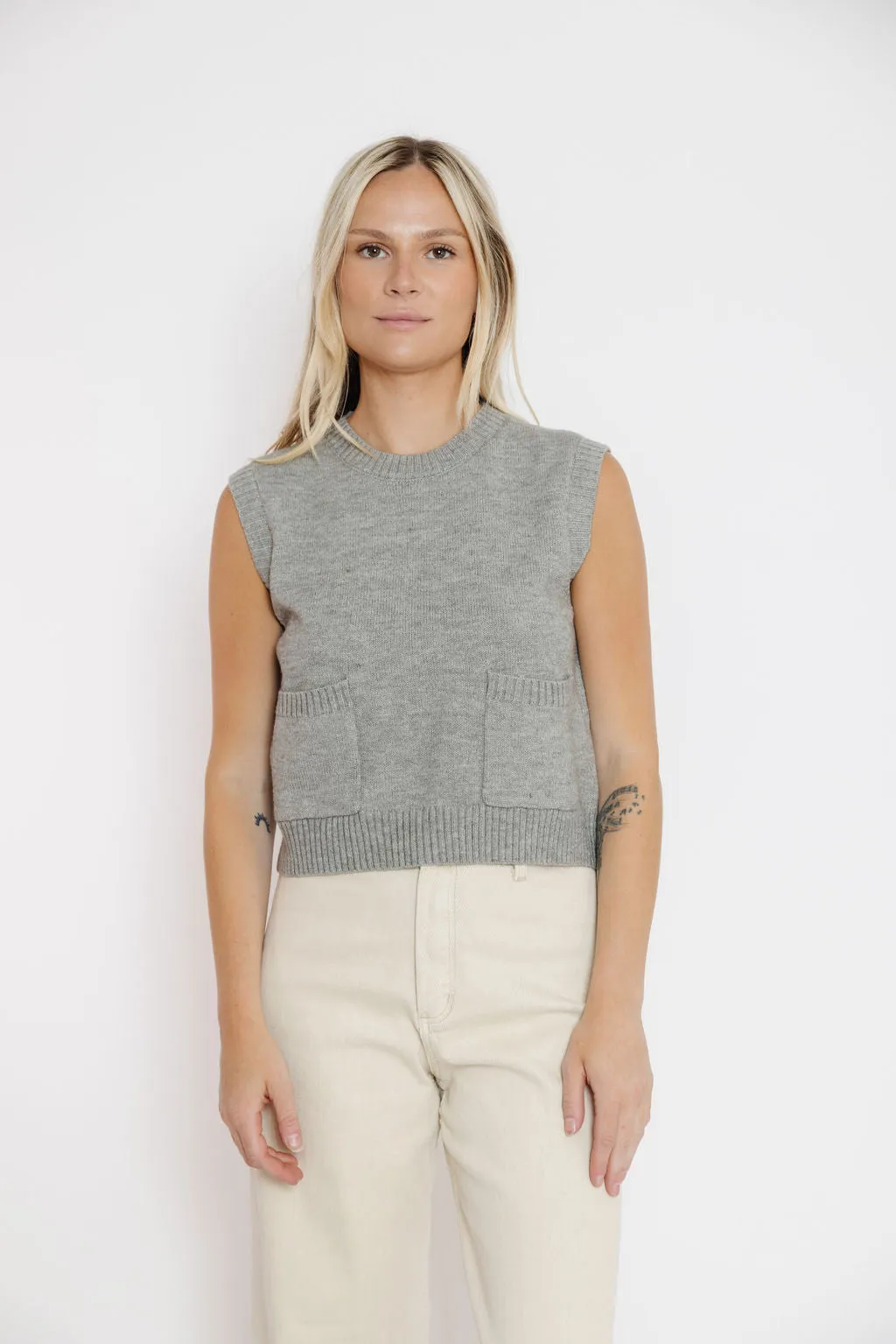 Bradley Sweater Vest in Grey