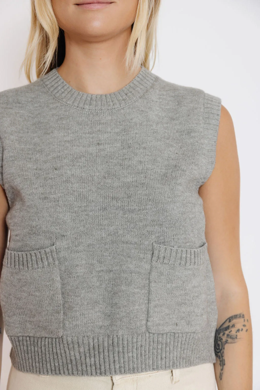 Bradley Sweater Vest in Grey