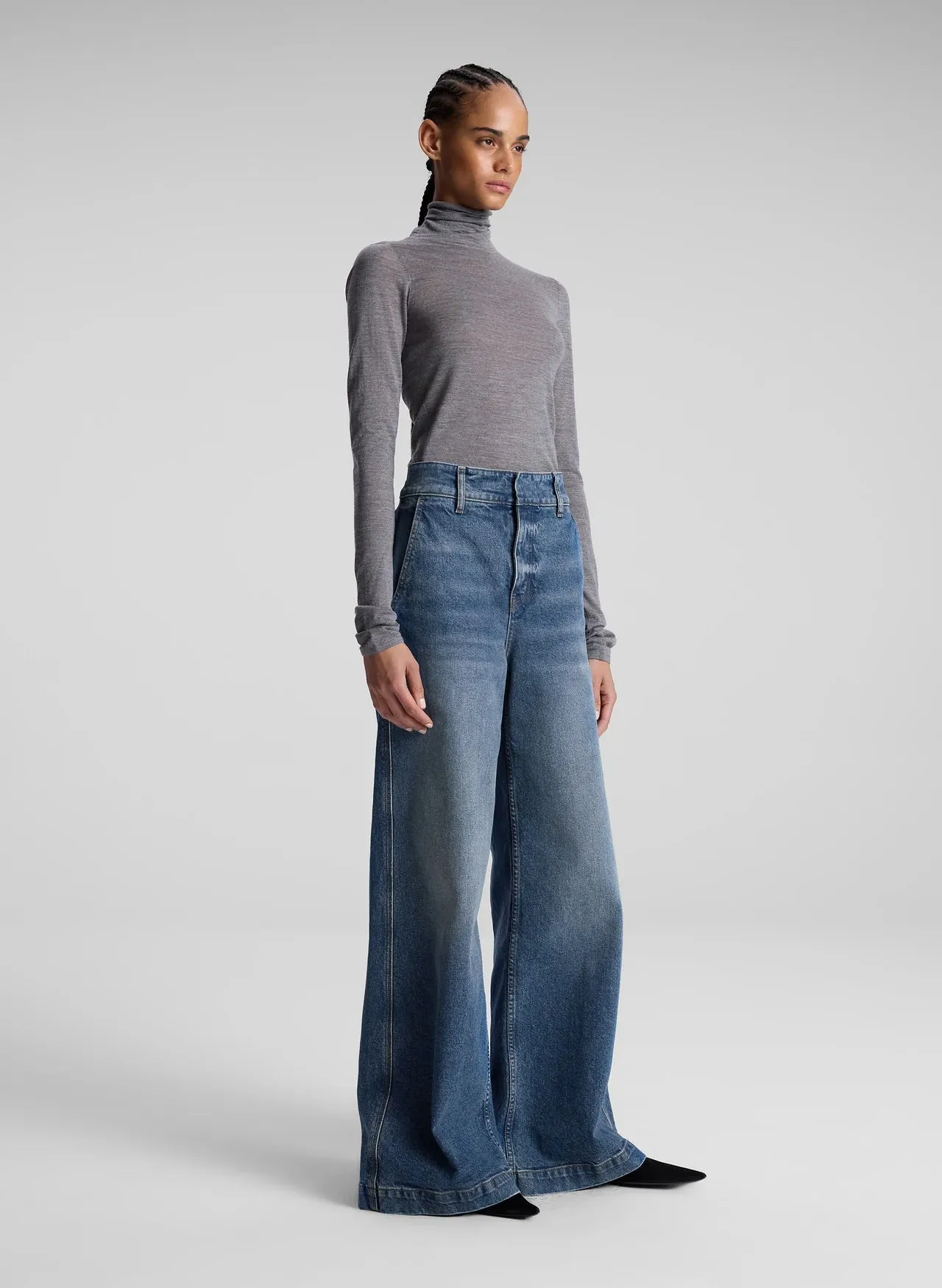 Stretch Grant Wide Leg Jeans with Enhanced Fit