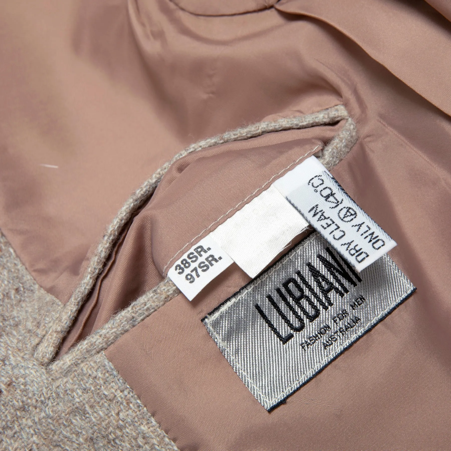 Lambswool Basket Weave, Soft Tailoring, Relaxed Silhouette