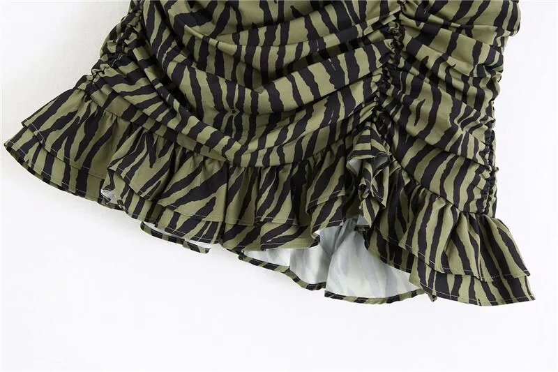 LEOPARD PRINT RUFFLE MINI SKIRT