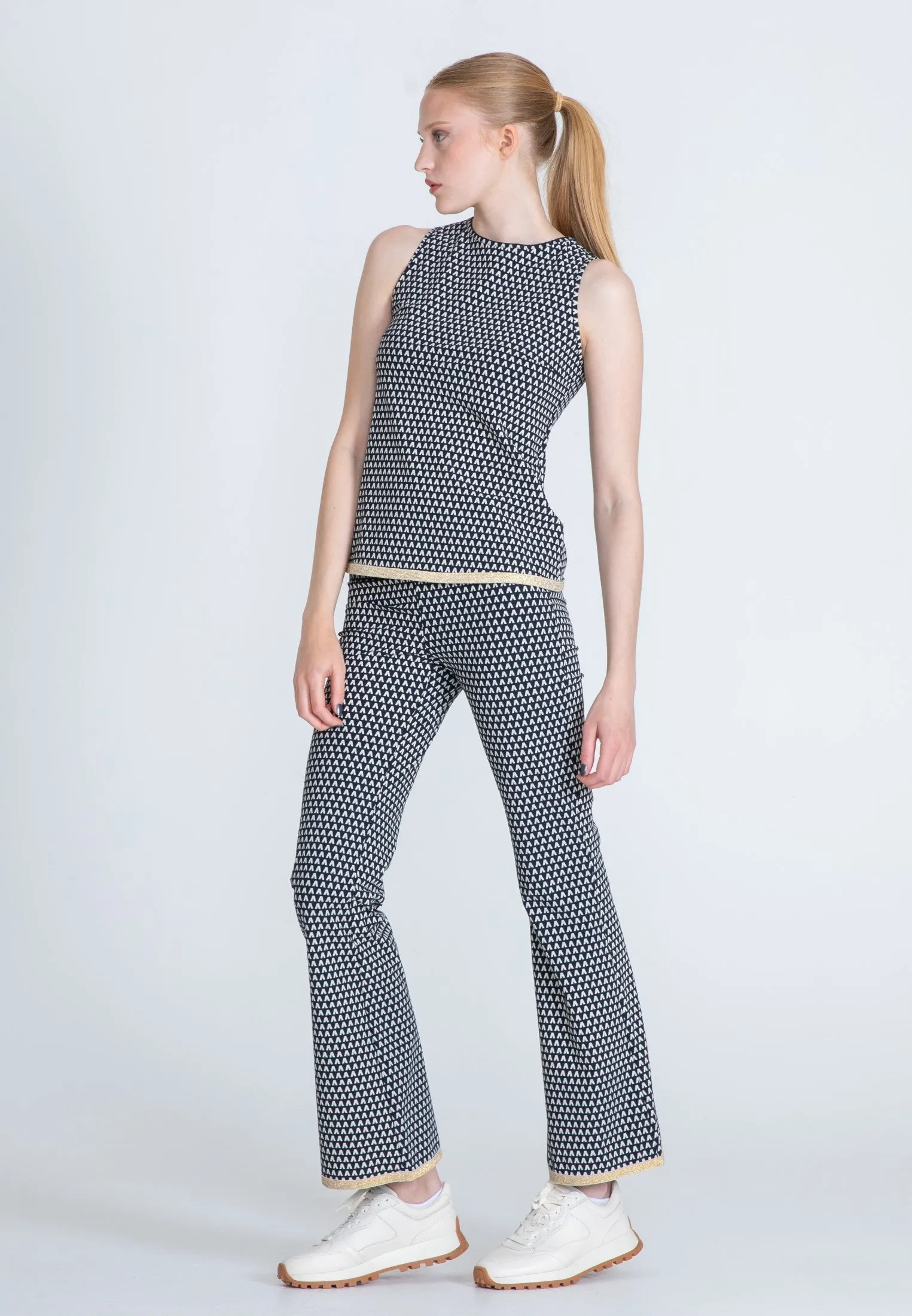 The Bootcut Sport Pants Gold - Classic V